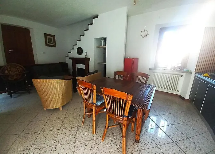 Casa Myriam Orta Apartament