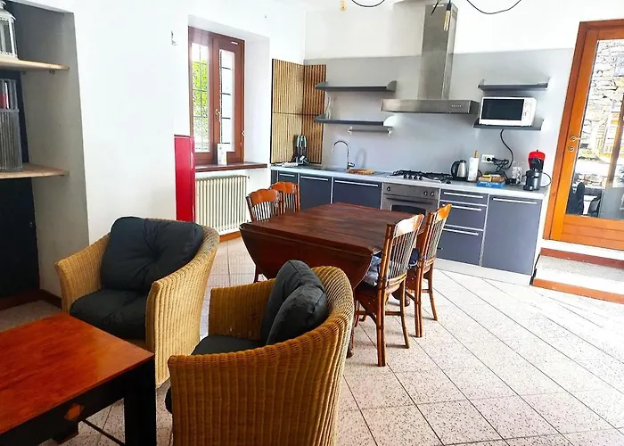 Casa Myriam Orta Apartament